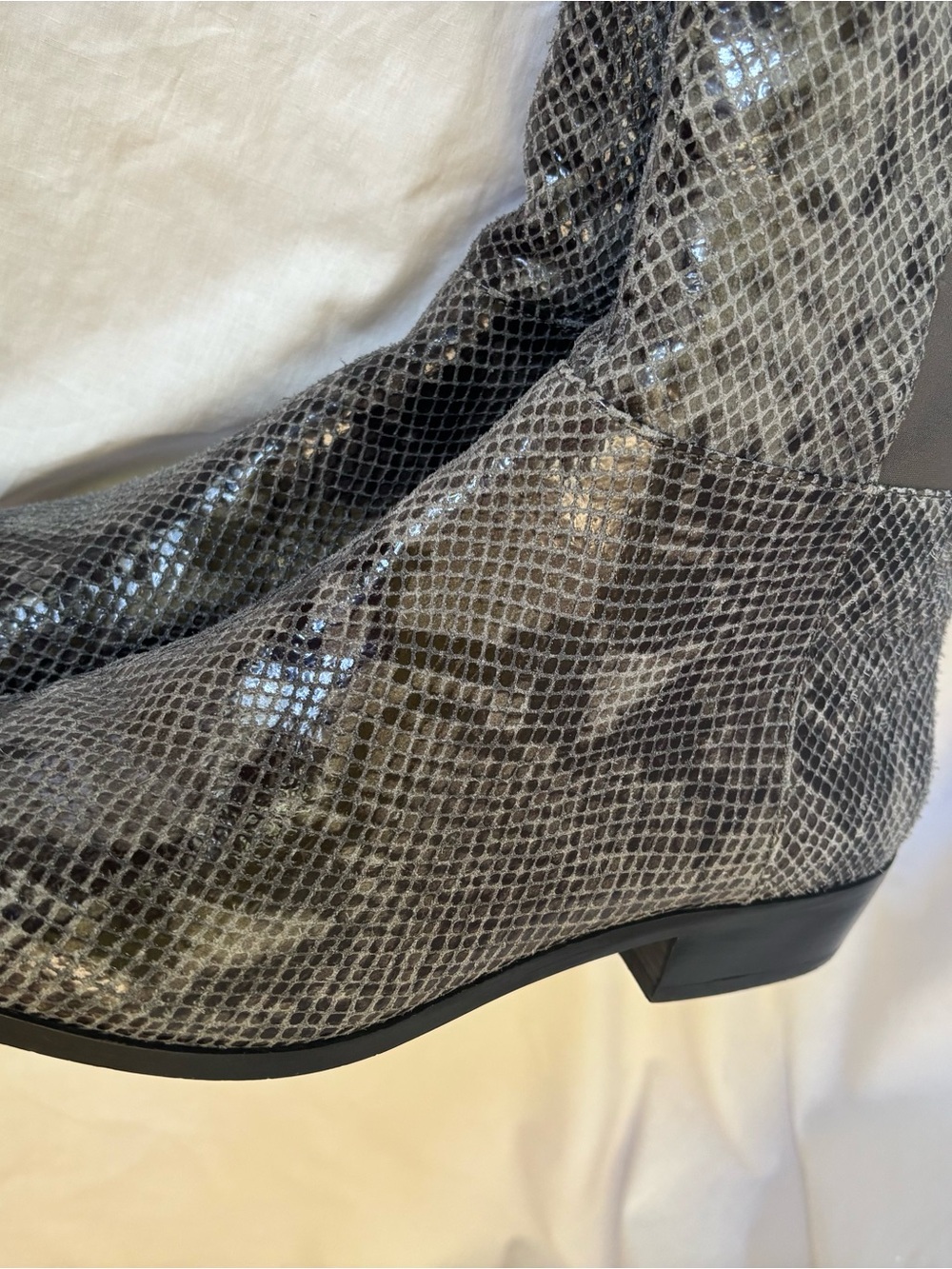 Michael Kors Gray Snake Leather Over Knee Riding Boots size 9 - Picture 3 of 9